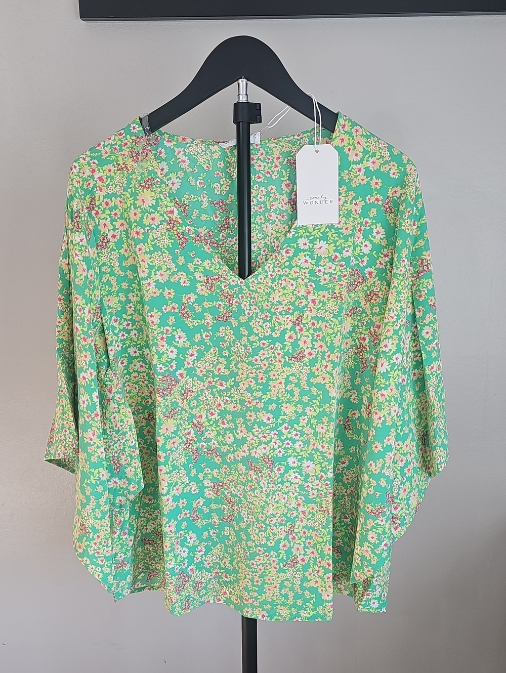Wonder Floral Green Keyhole Neck Blouse